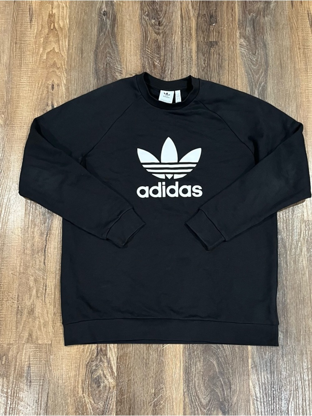 Adidas Originals Trefoil Crew Sweatshirt (CW1235)  Size XL retro style